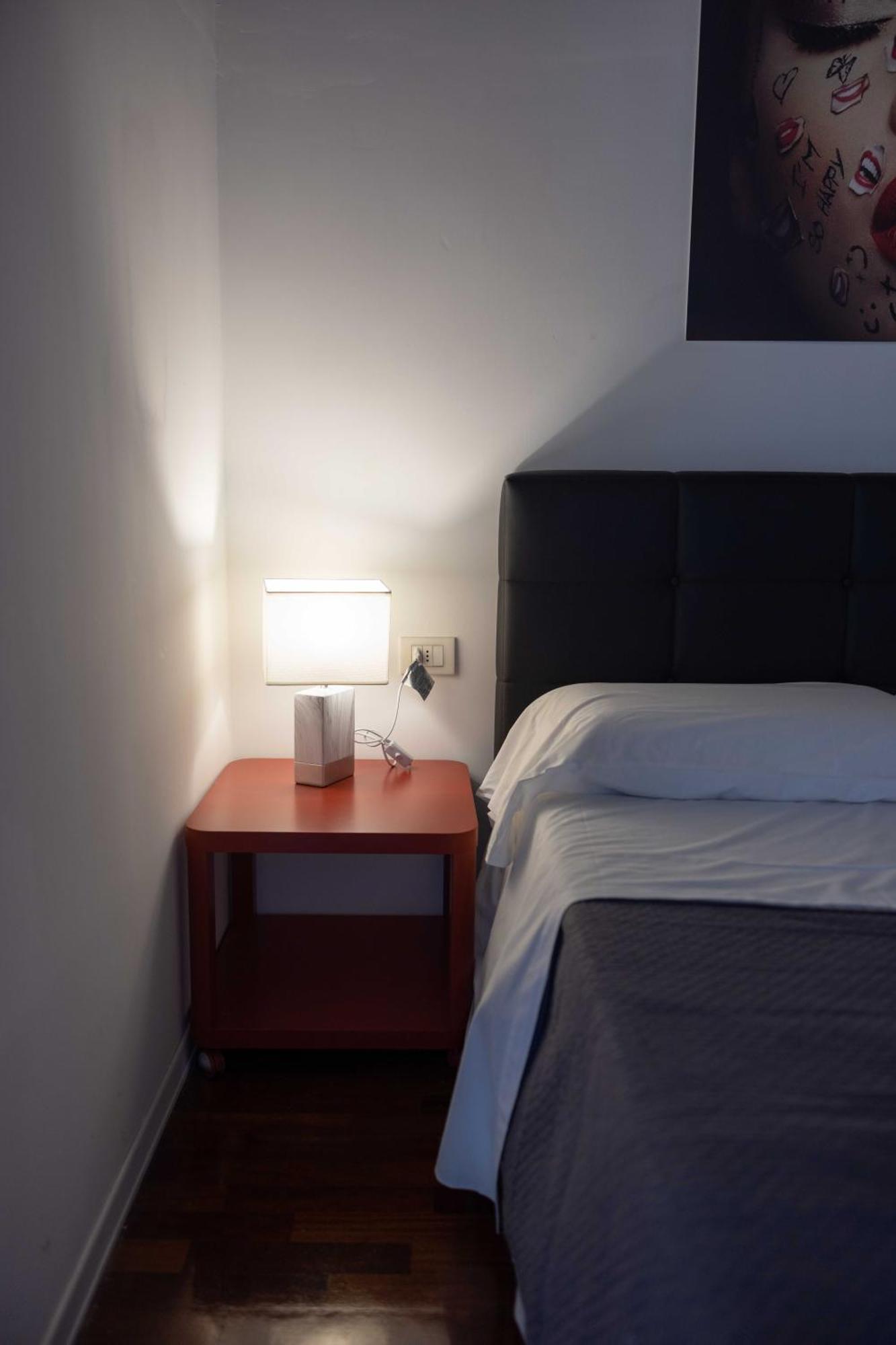 Napolidays Movida By Dimorra Apartment Exterior foto